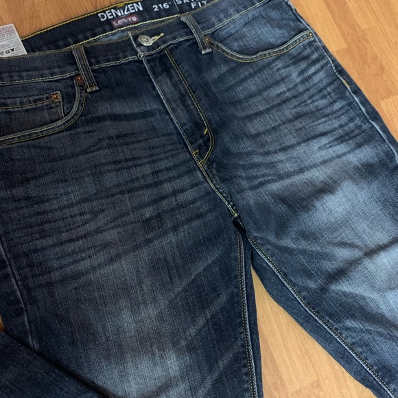Levi’s skinny fit - Picture 2 of 4